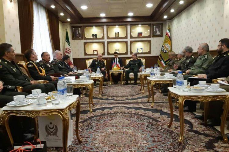 İran-Azərbaycan hərbi komissiyasının iclası keçirilib