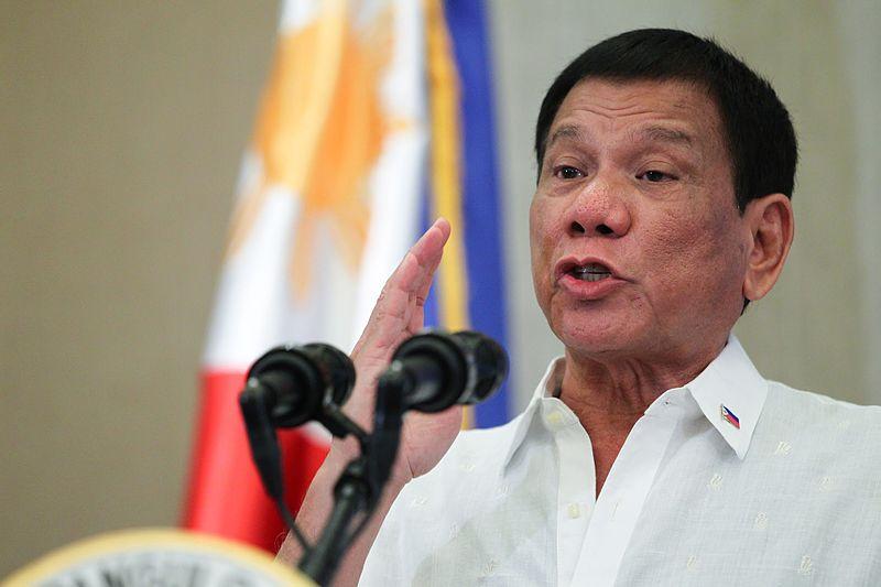 “Karantin qaydalarını pozanları yerindəcə güllələyin!” - Filippin prezidenti