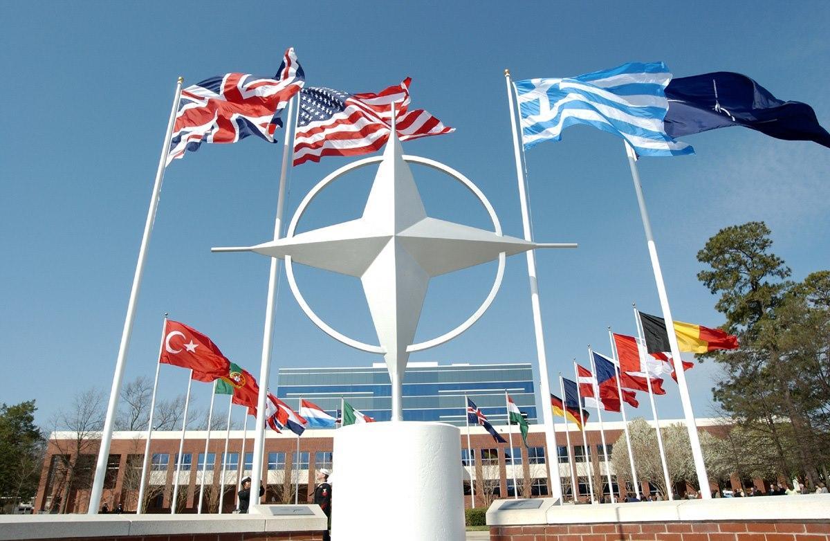 NATO Ukraynaya imkanları genişləndirilmiş həmkar statusu verib