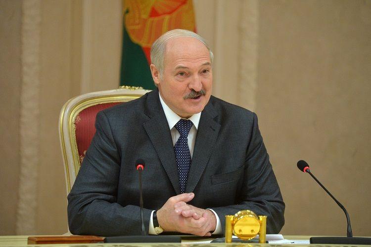“Dünyada bizim anladığımız formada demokratiya yoxdur” - Lukaşenko